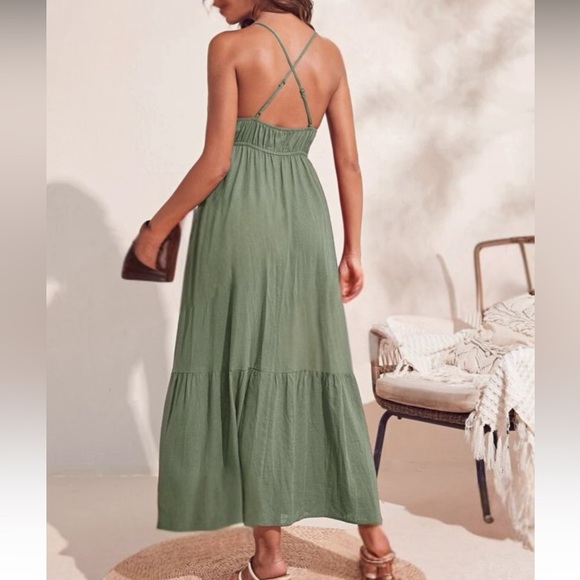 Boho army green crisscross open back cami maxi dress - Picture 7 of 15